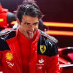 Carlos Sainz claims Singapore GP to end Verstappen’s winning F1 run – as it happened