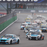 HILL MAKES RIGHT TYRE CALL TO WIN RACE ONE